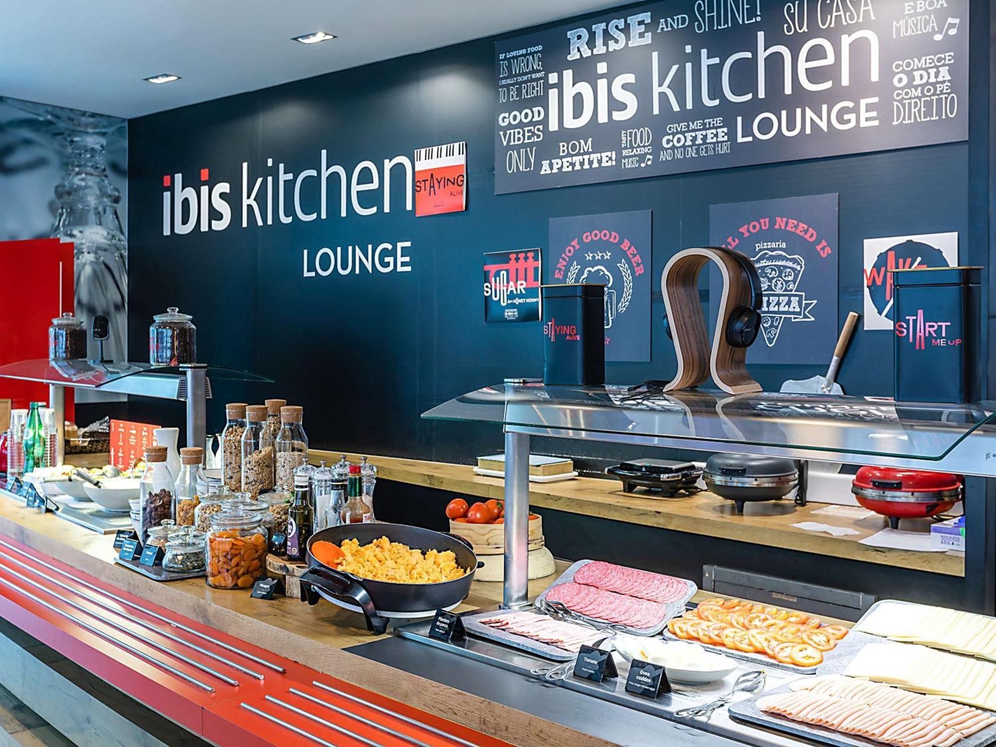 Hotel Ibis Lisboa Parque Das Nacoes מראה חיצוני תמונה